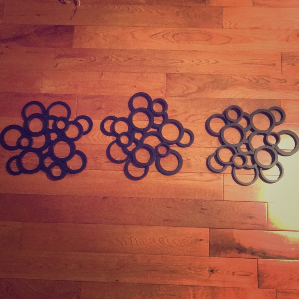 Bubble wall decor